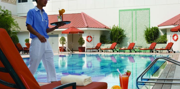 chills-pool-bar-2-2
